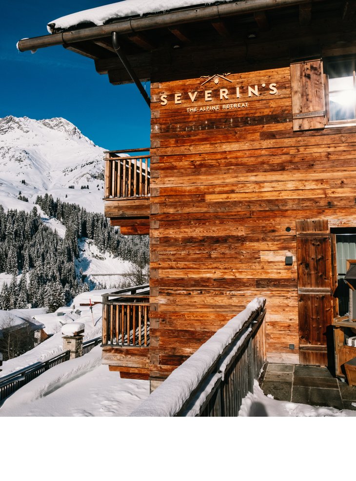 Die Aussicht auf die Berge genießen im Hotel Severin*s – The Alpine Retreat in Lech
